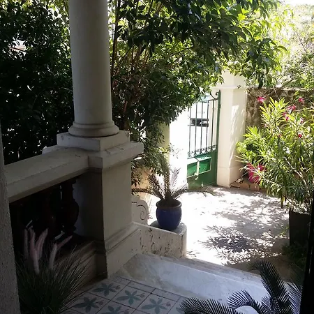 Villa Cottage Reine, Rc Jardin * Cannes
